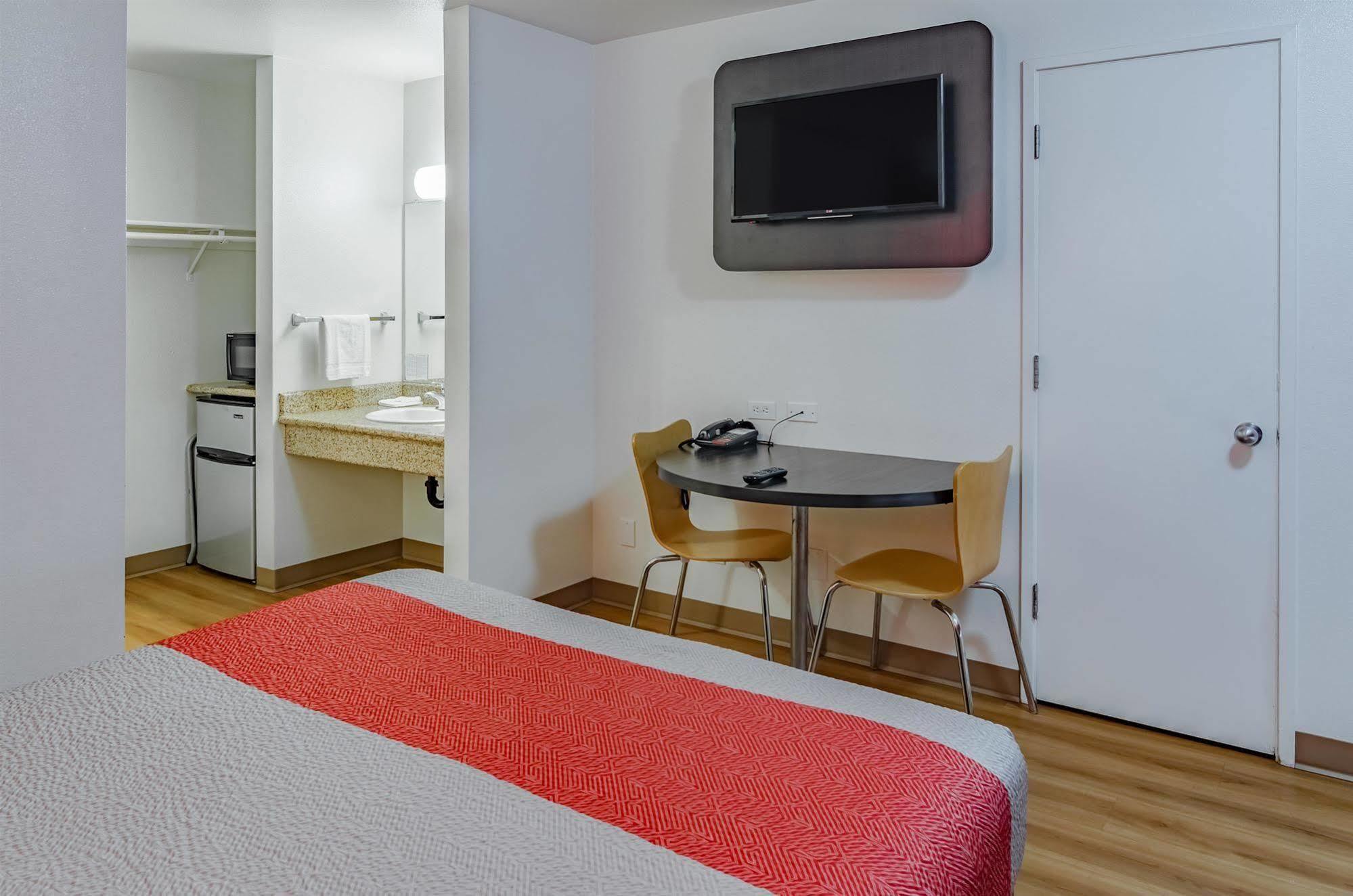 Motel 6-Portland, Or - Gresham Bagian luar foto