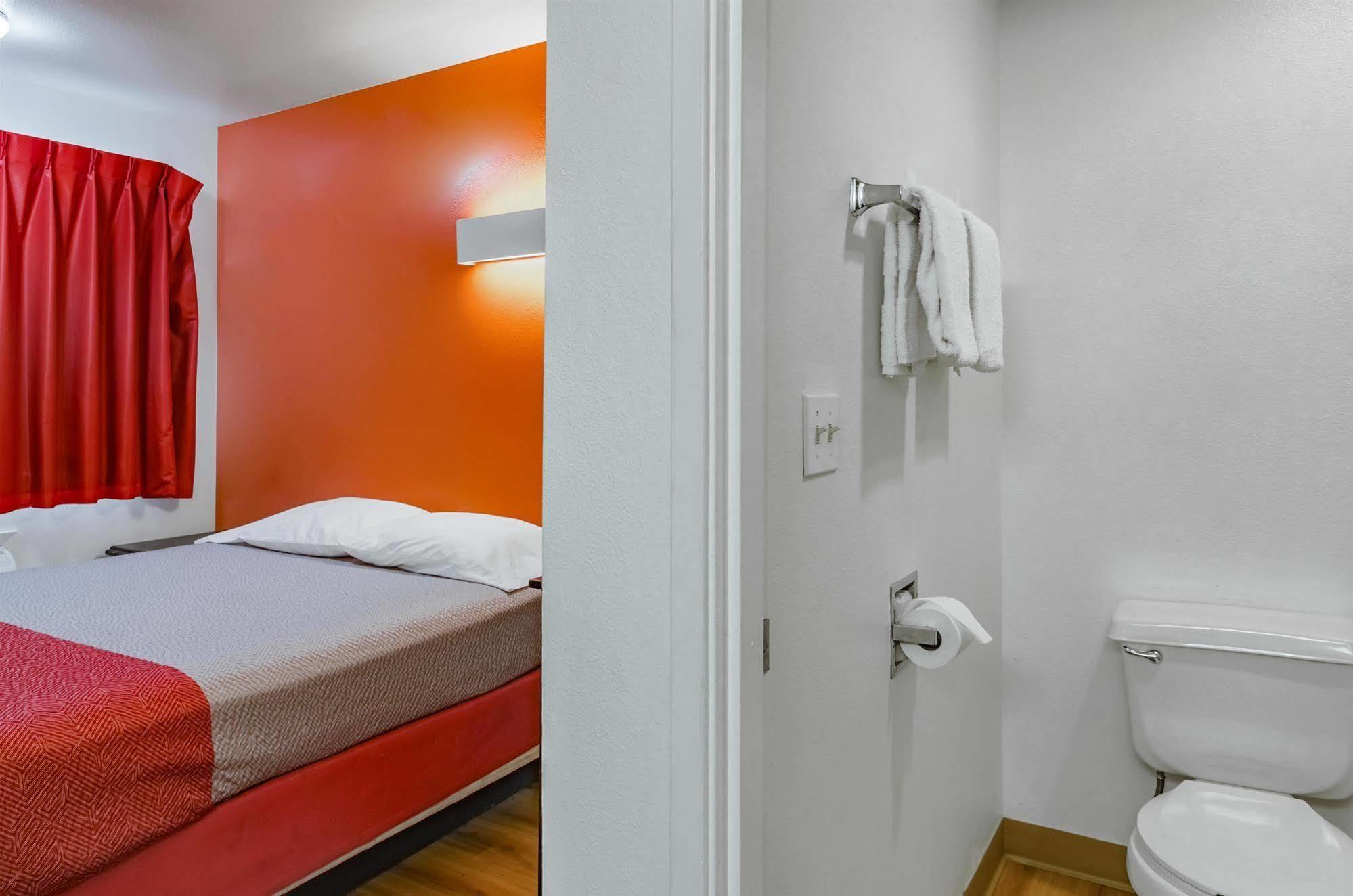 Motel 6-Portland, Or - Gresham Bagian luar foto